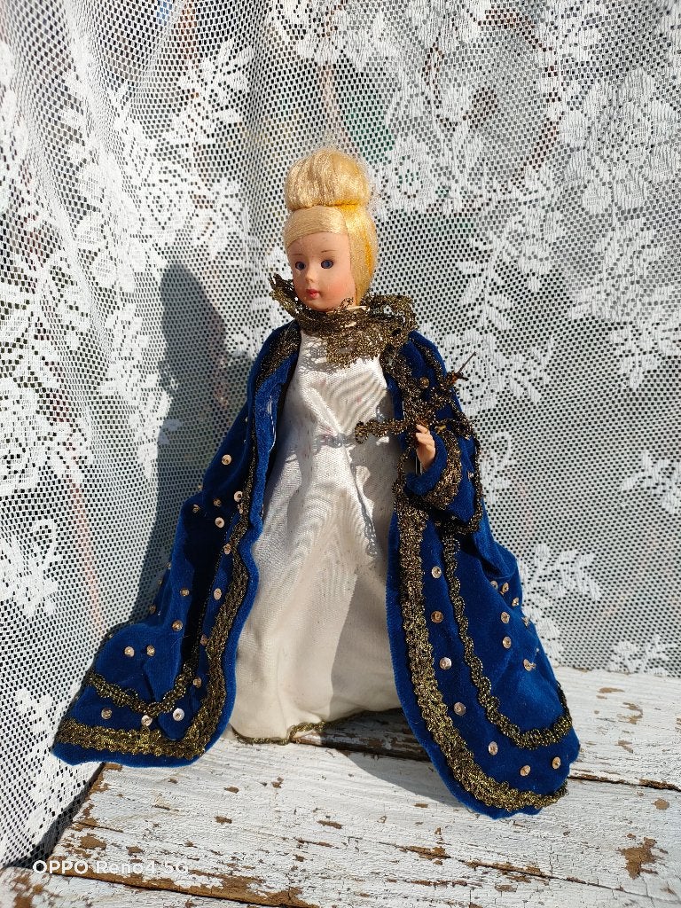 Religieus popje blauwe mantel / Vintage / België / Frankrijk, Ophalen of Verzenden, Gebruikt, Beeld(je), Christendom | Katholiek