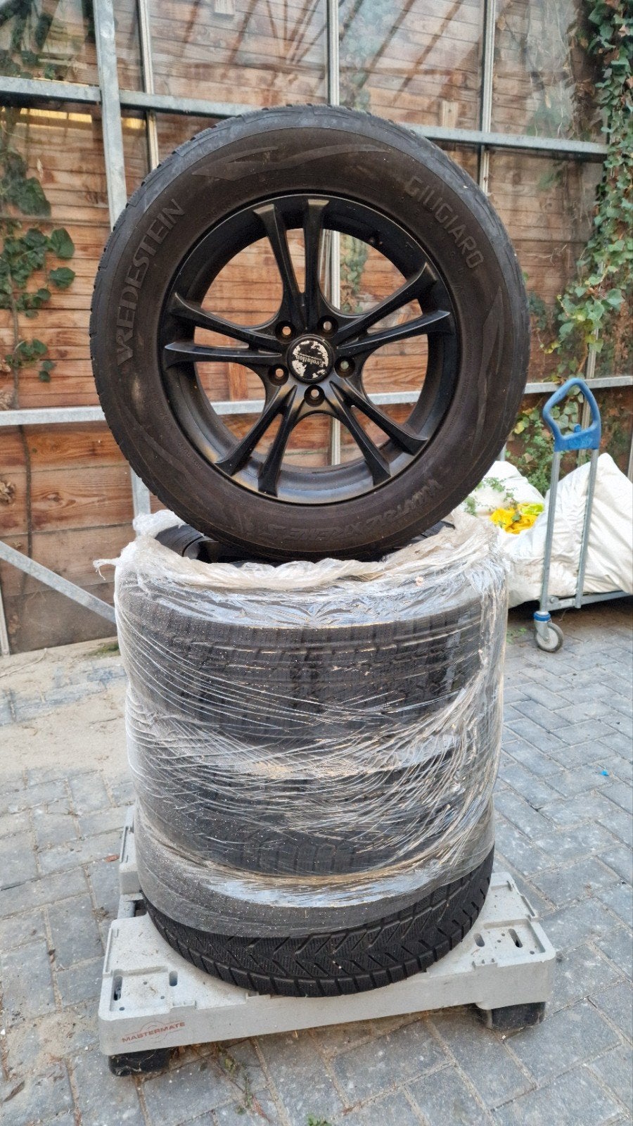 Mazda cx5 Vredestein Winterbanden met Velgen 225/65 R17, Auto-onderdelen, Ophalen, Gebruikt, Banden en Velgen, 17 inch