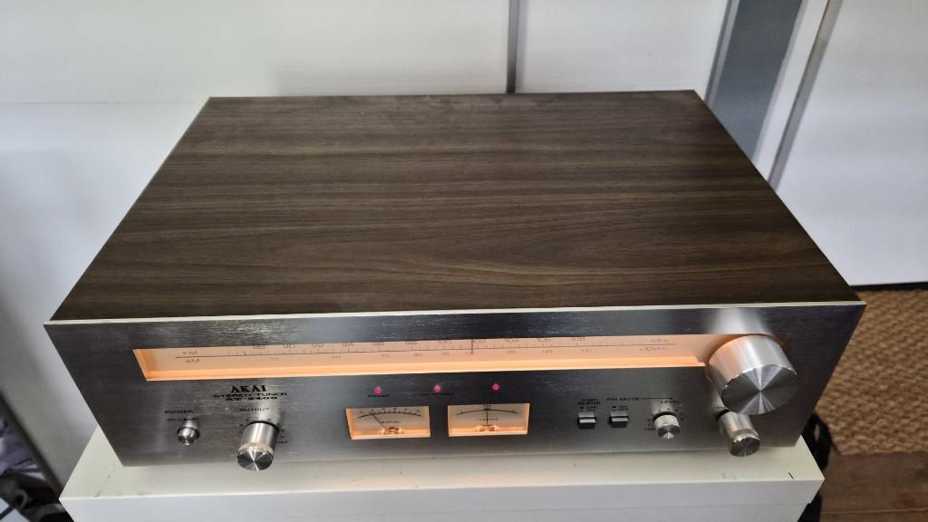 Akai AT-2400, Ophalen of Verzenden, Gebruikt, Analoog