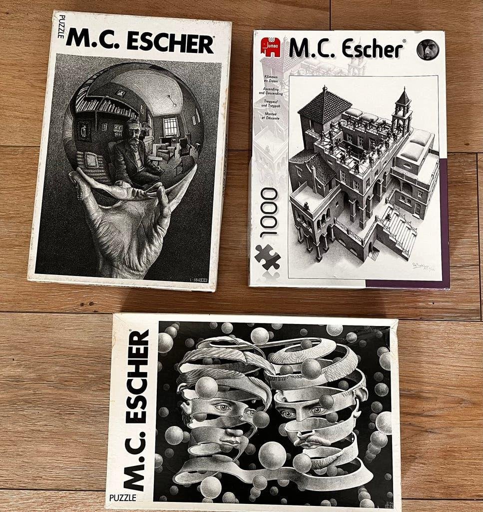 🧩3 M.C ESCHER puzzels: Klimmen&Dalen, Hand met Bol, Band🧩, Ophalen of Verzenden, 500 t/m 1500 stukjes, Zo goed als nieuw, Legpuzzel