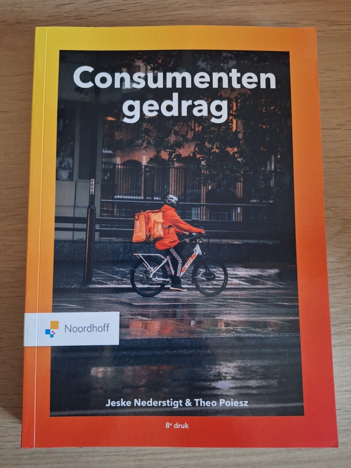 Consumentengedrag ISBN 9789001298630, Ophalen of Verzenden, Zo goed als nieuw, Economie en Marketing