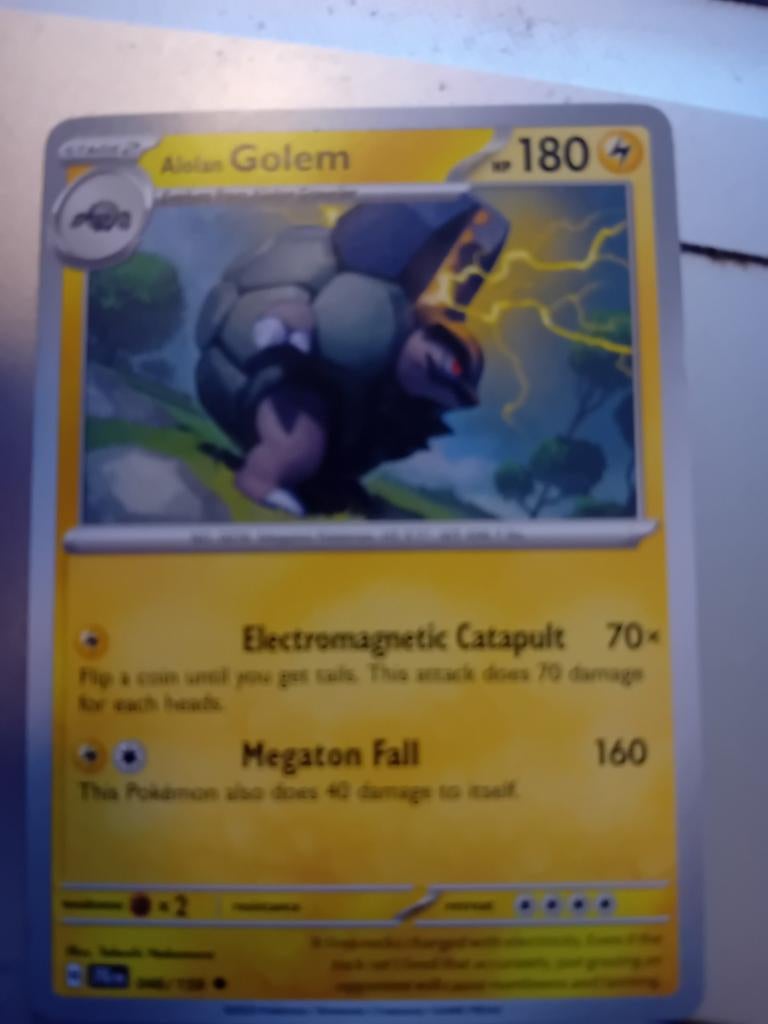 Alolan Golem Pokémon Kaart - 180 HP, Ophalen of Verzenden, Gebruikt, Losse kaart, Foil