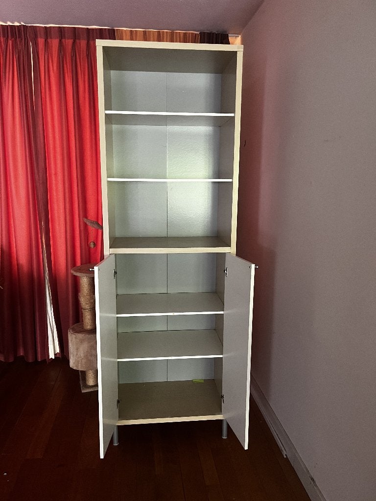 Mooie IKEA kast, Magiker model, Met deur(en), 200 cm of meer, Zo goed als nieuw, Modern