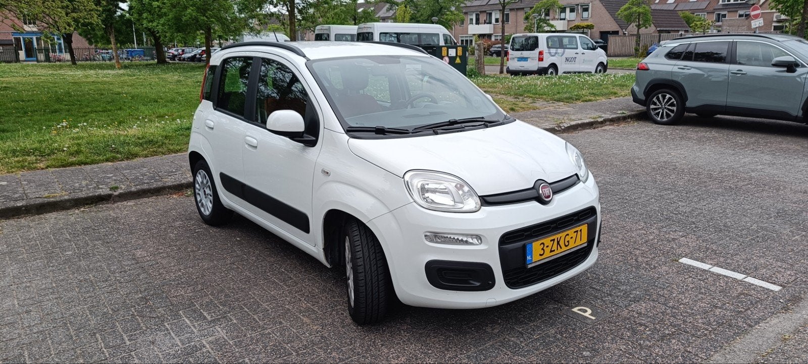 Fiat Panda Twinair Turbo 80PK Dualogic 2014 Wit Automaat, Stof, 31 €/maand, Panda, Wit