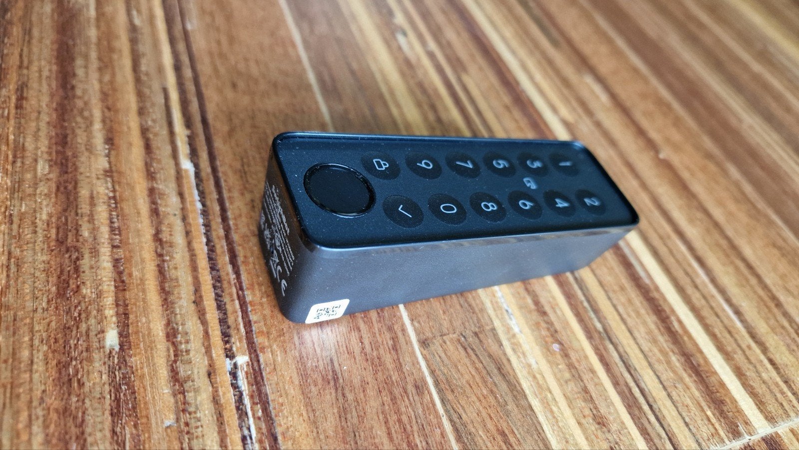 Switchbot Ultra code slot, Verzenden