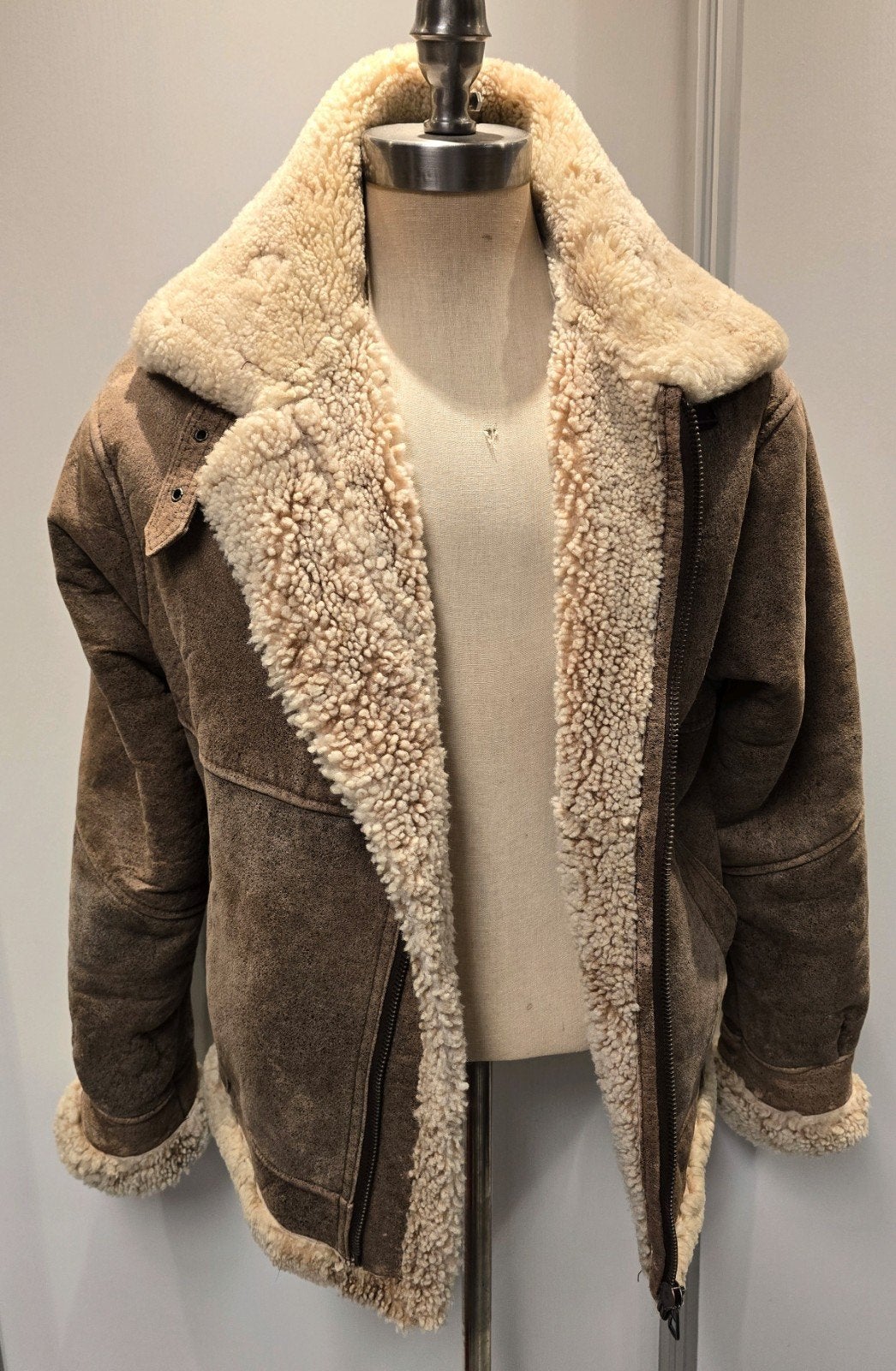 Heren lammy coat pilotenjas - maat L - lamsleer lamsvacht, Kleding | Heren, Ophalen of Verzenden, Gedragen, Maat 52/54 (L), Bruin