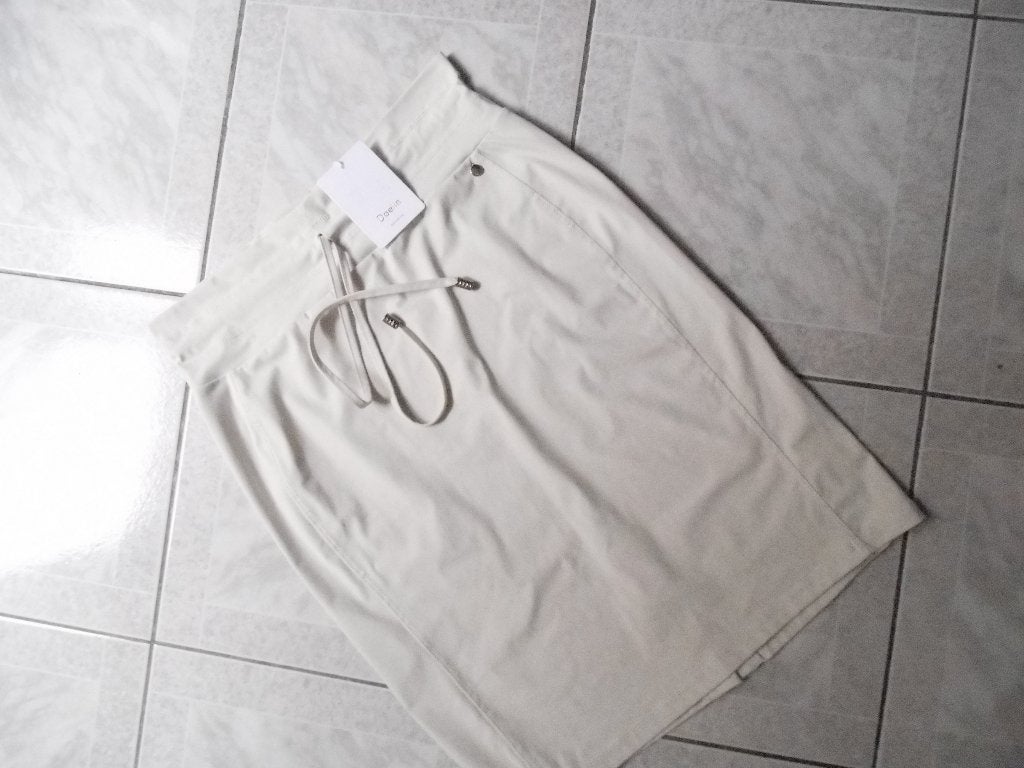 mooie nieuwe rok DAELIN maat M, Ophalen of Verzenden, Nieuw, Maat 38/40 (M), Onder de knie