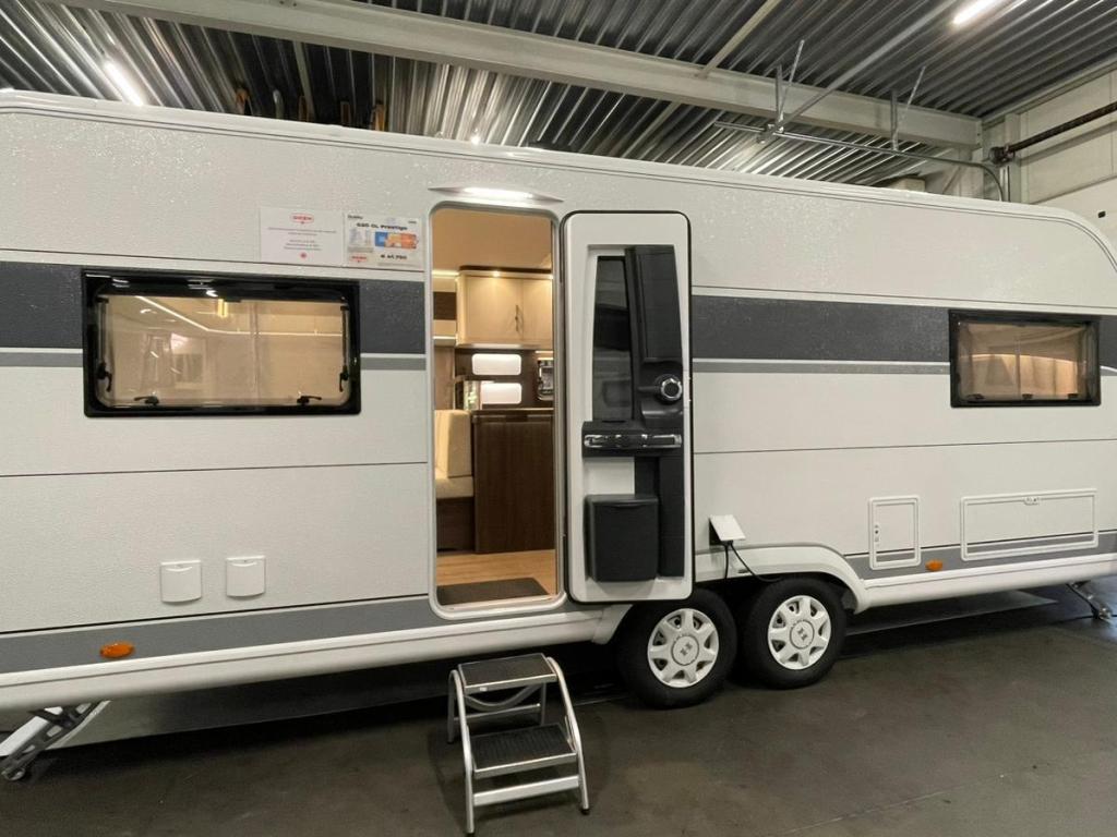 Hobby Prestige 620 CL, Caravans en Kamperen, Caravans, Schokbreker, Rondzit, Hobby, Bedrijf