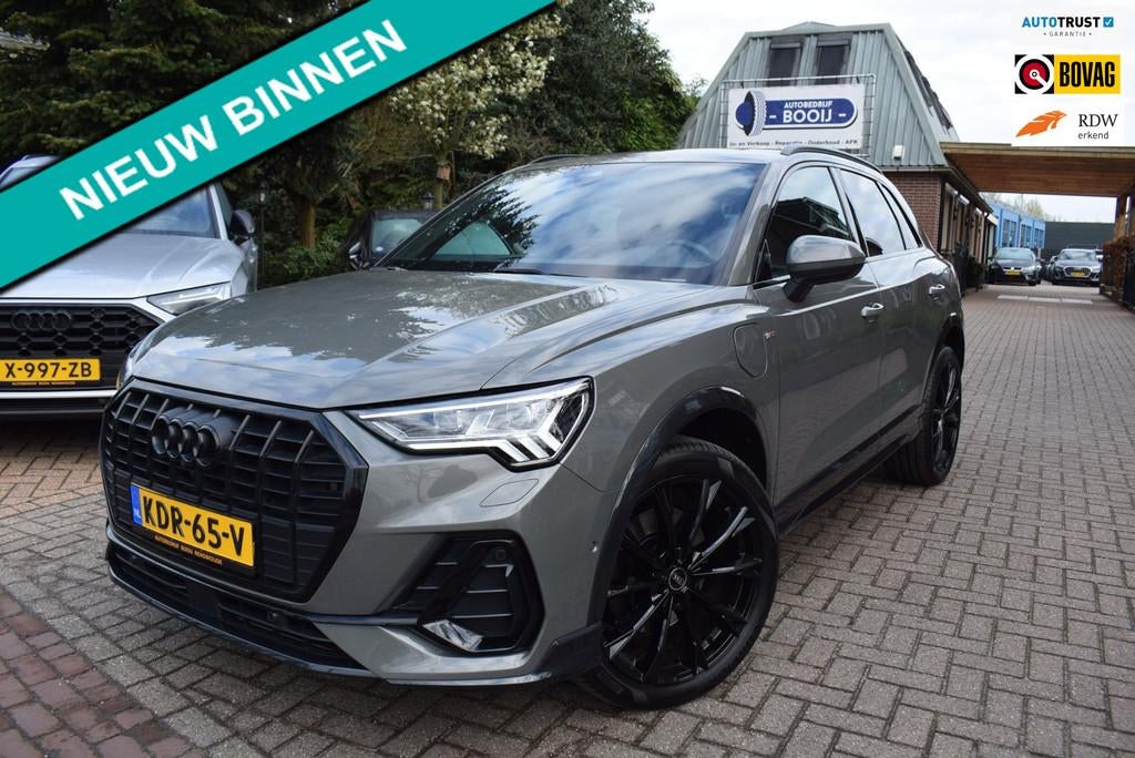 Audi Q3 45 TFSI e S-LINE edition AUTOM/ADAP CRUISE/PANO DAK/, Gebruikt, Hybride Elektrisch/Benzine, Lichtsensor, 13 kWh