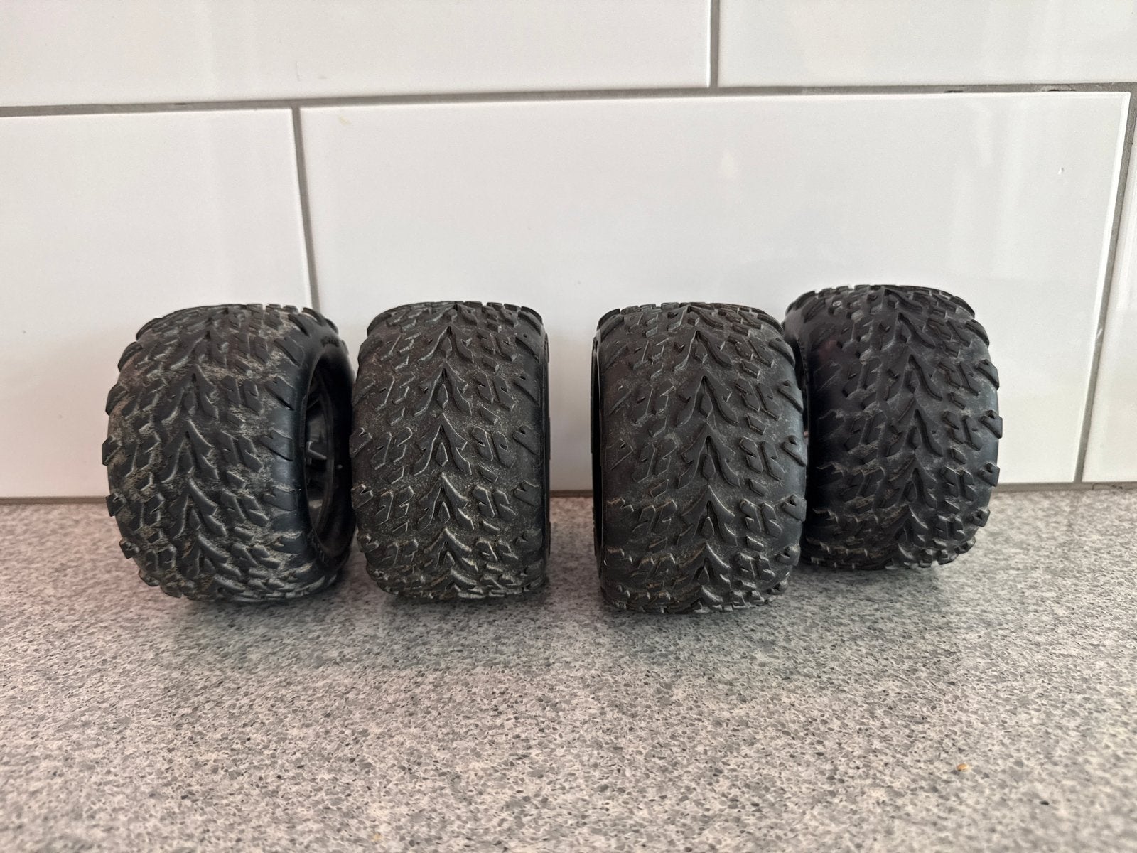 Traxxas SportTraxx Talon 4.8x2.7-2.8 Banden en Velgen, Ophalen of Verzenden, Gebruikt, Onderdeel