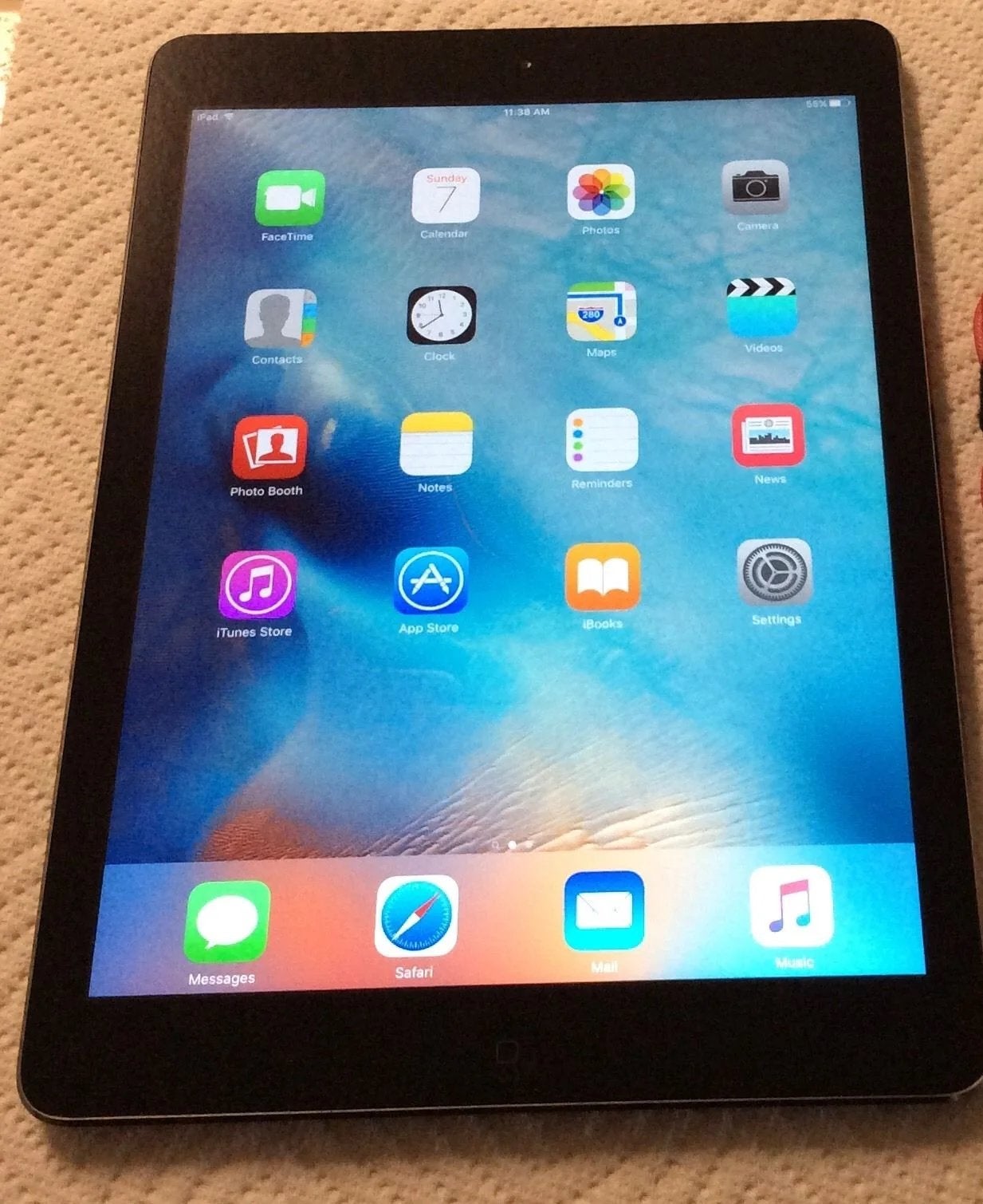 Foto 2 van Ipad air