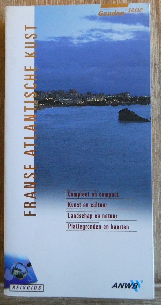 ANWB Gouden Reisgids Franse Atlantische Kust - Frankrijk, Boeken, ANWB, Europa, Ophalen of Verzenden, Zo goed als nieuw