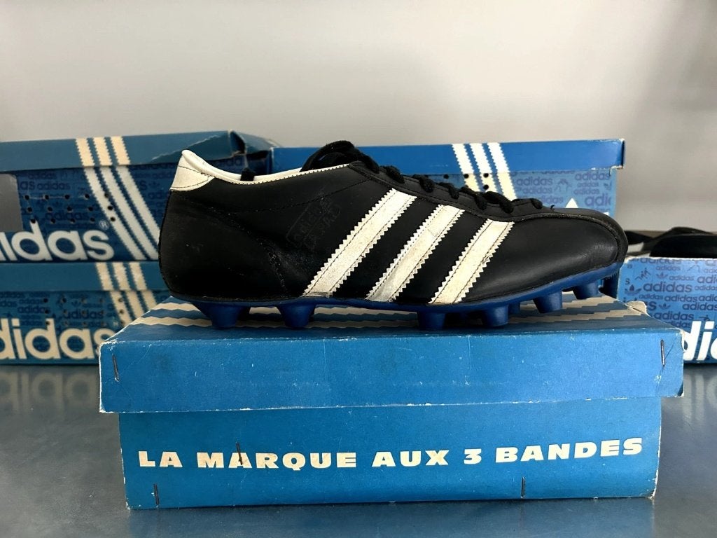 brand new 1985 adidas la paza football boots deadstock vinta, Gebruikt, Maat XS of kleiner, Schoenen, Ophalen of Verzenden