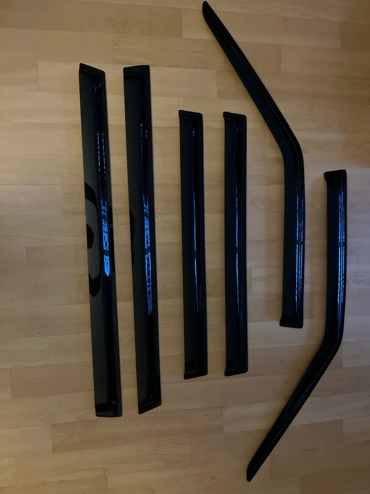 Raamwindgeleiders voor Volvo 740/760/940/960, Ophalen, Nieuw, Volvo