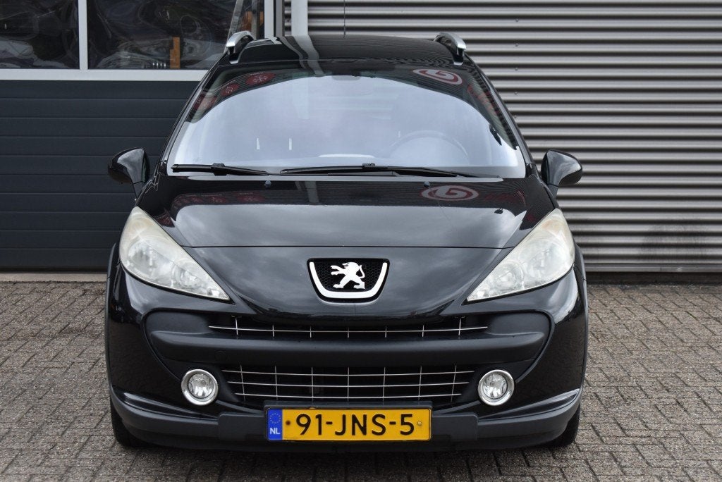 Peugeot 207 1.6 VTI SUBLIME / CRUISE / CLIMA / TREKH. / PANO, Auto's, Gebruikt, 4 cilinders, Handgeschakeld, 600 kg