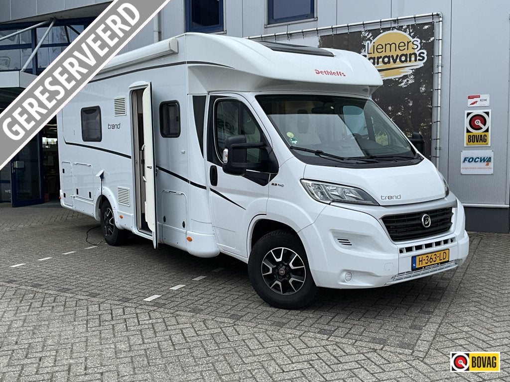 Dethleffs Trend 7017 T ENKELE BEDDEN-AUTOMAAT, Caravans en Kamperen, Campers, Automaat, Chemisch toilet, Ringverwarming, Fiat