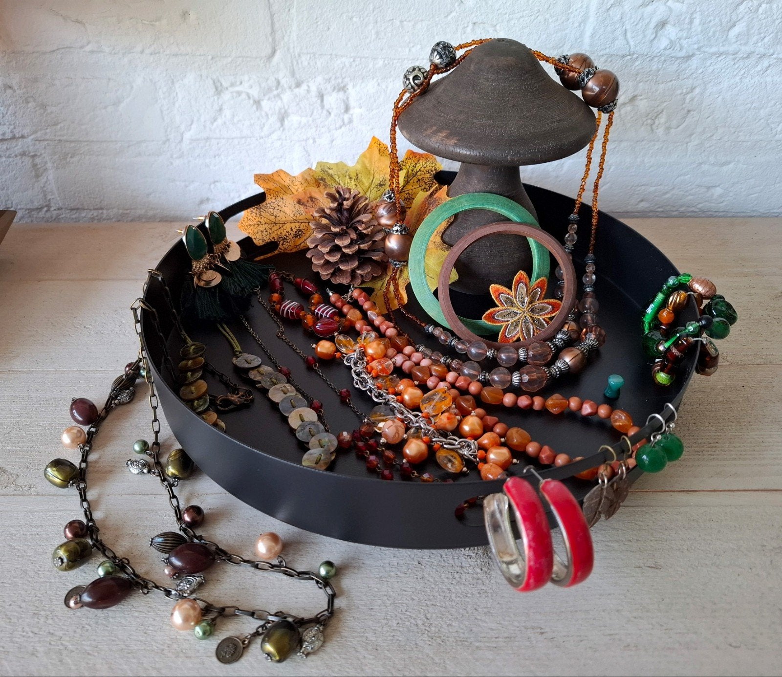 Assortiment mode sieraden in herfst tinten. 17 st. 347 gr., Ophalen of Verzenden, Gebruikt