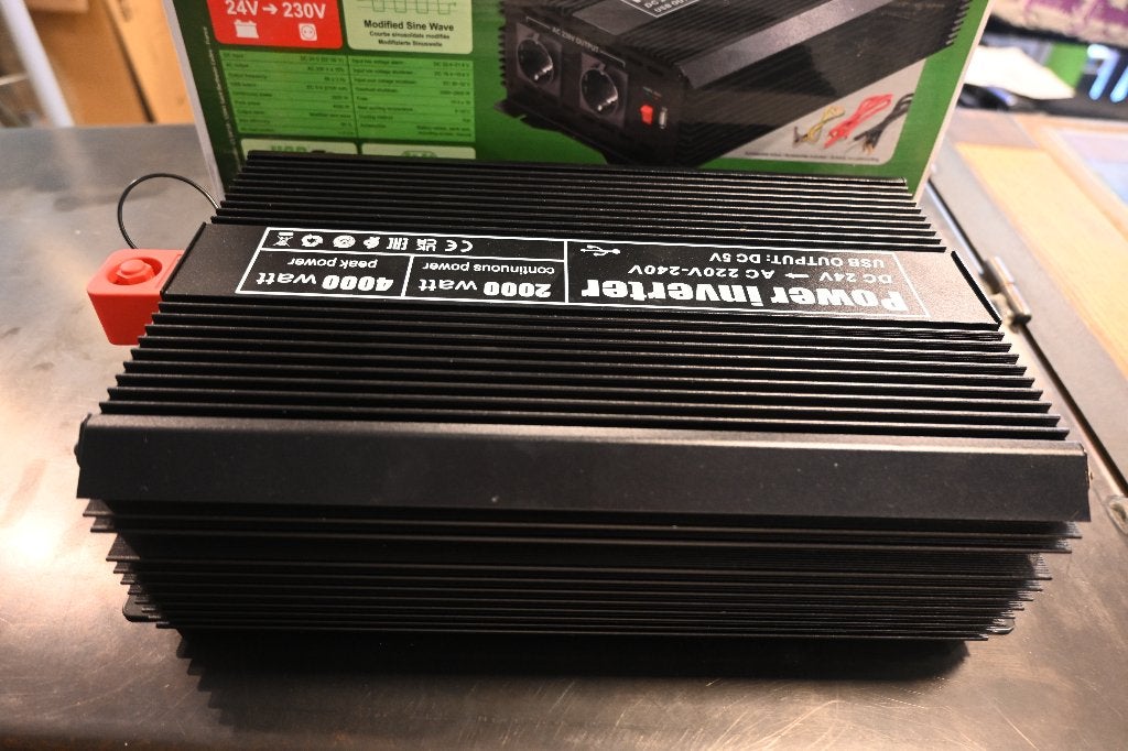 Gys Omvormer, inverter MSW82000 24V 2000W Nu voor €249, Minder dan 150 ampère, Overige typen, Nieuw, Ophalen of Verzenden