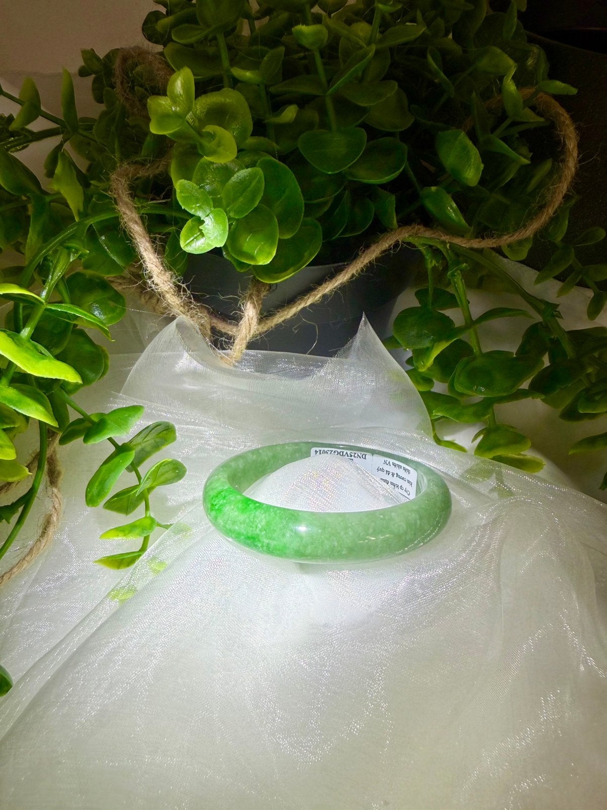 Natural Icy Jadeite Jade bangle with certificate, Overige materialen, Nieuw, Ophalen of Verzenden, Met edelsteen