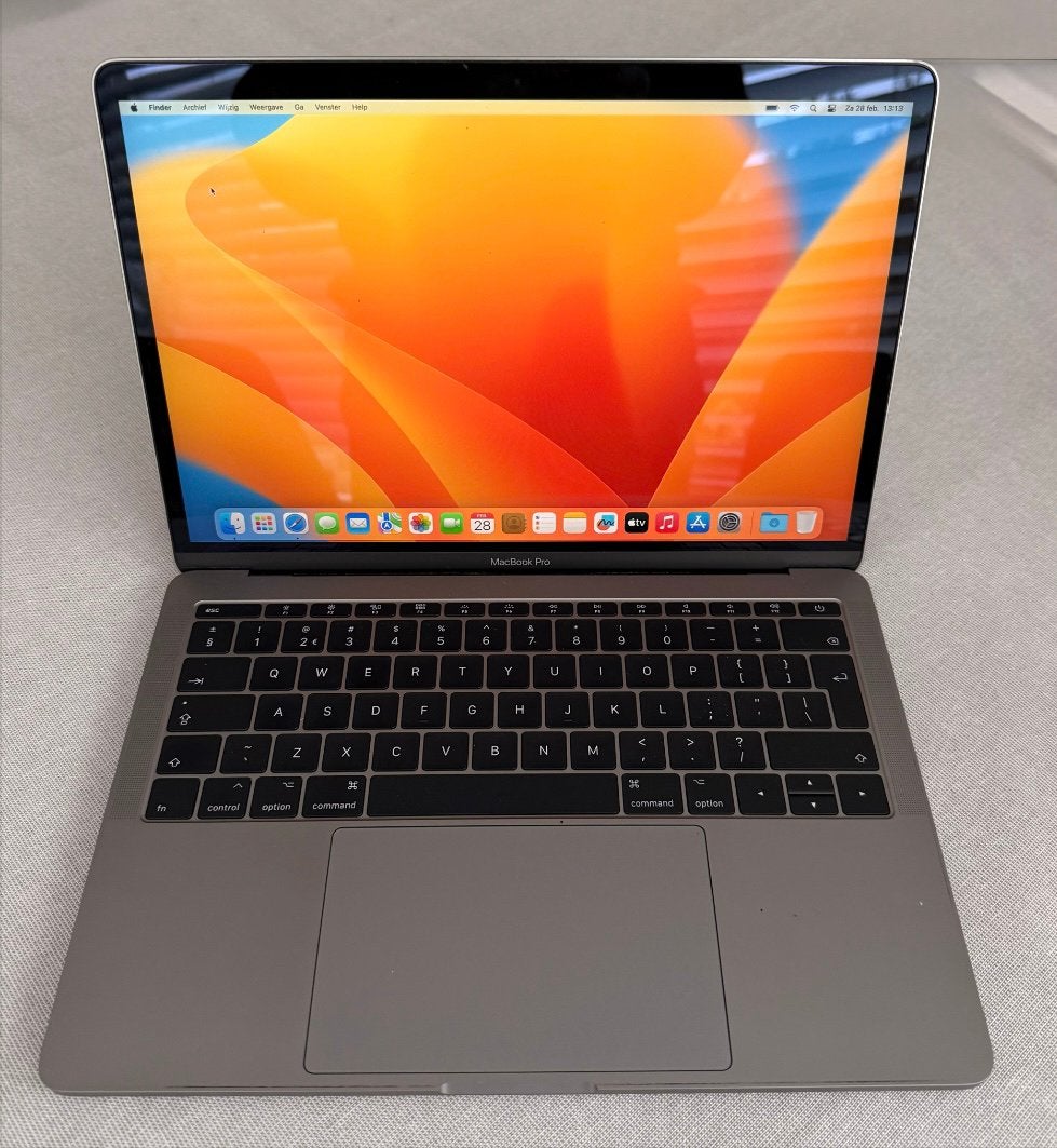 MacBook Pro met macOS Ventura 13.7.8, 2 tot 3 Ghz, 13 inch, Zo goed als nieuw, Ophalen