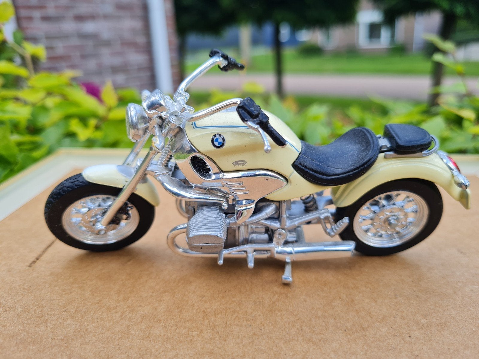 1:18 OPRUIMING! BMW R 1200 C Maisto, Hobby en Vrije tijd, Modelauto's | 1:18, Ophalen of Verzenden, Zo goed als nieuw, Auto, Maisto
