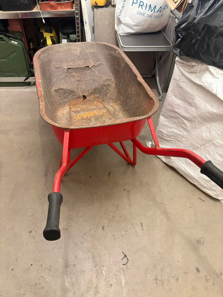 Kruiwagen 100 L met lekke band - Opknapper, Ophalen of Verzenden, Zo goed als nieuw, Handmatig, Eenwielig