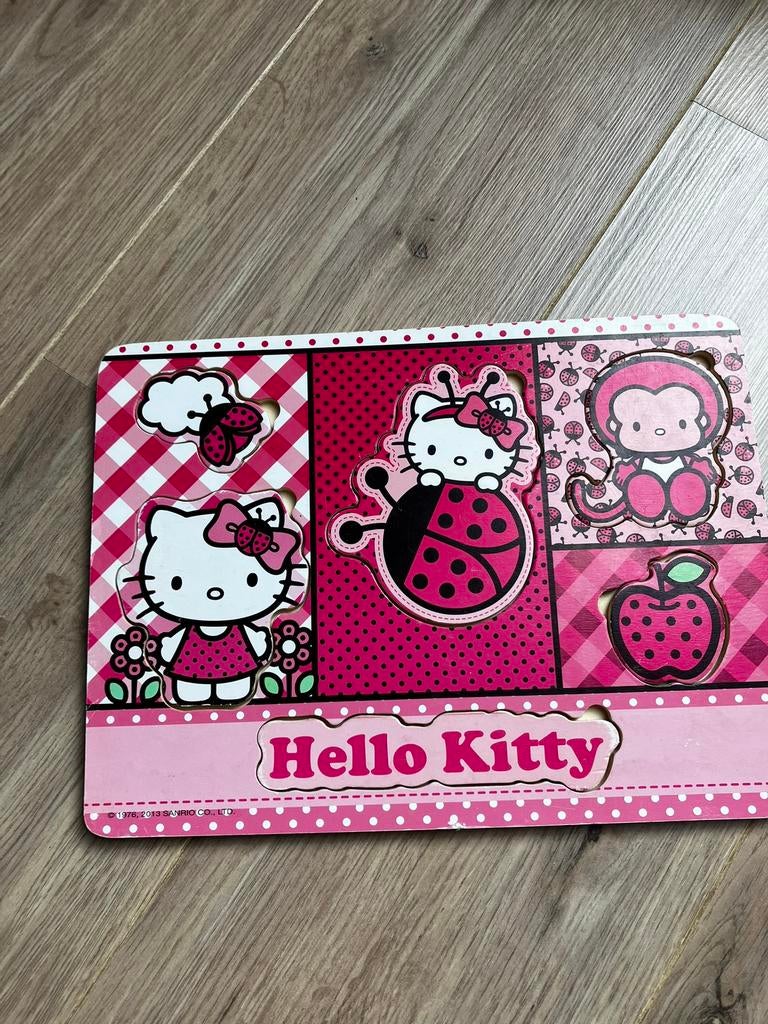 Hello kitty houten puzzel, Ophalen of Verzenden, Zo goed als nieuw