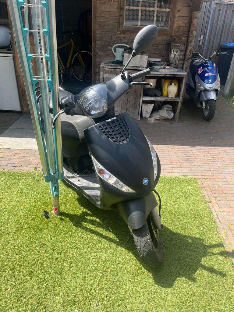 Piaggio Zip 172cc Stage 1 Sleeper - bieden of teruil, Ophalen, Gebruikt, Maximaal 45 km/u, Zip