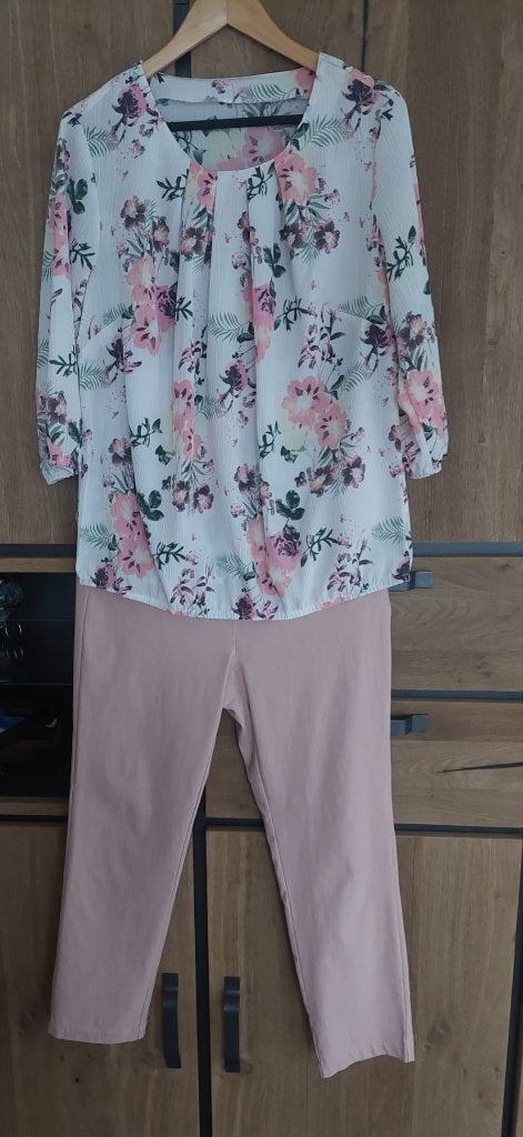 EXCLUSIEF Dames Atelier set:  - Maat 40, Ophalen of Verzenden, Zo goed als nieuw, Maat 38/40 (M), Roze