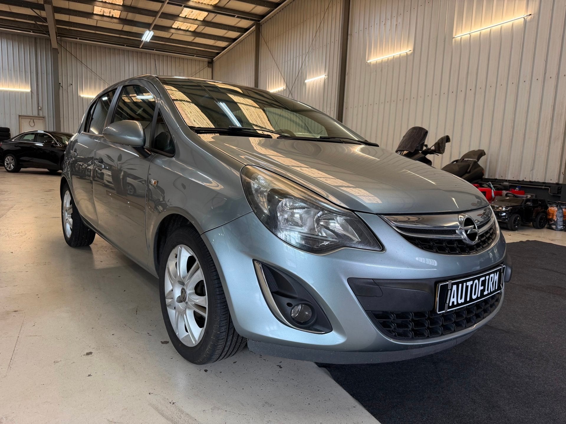Opel Corsa 1.2-16V BlitZ NAP Garantie Stoelverwarming PDC Bl, Auto's, Voorwielaandrijving, Euro 5, Gebruikt, 750 kg