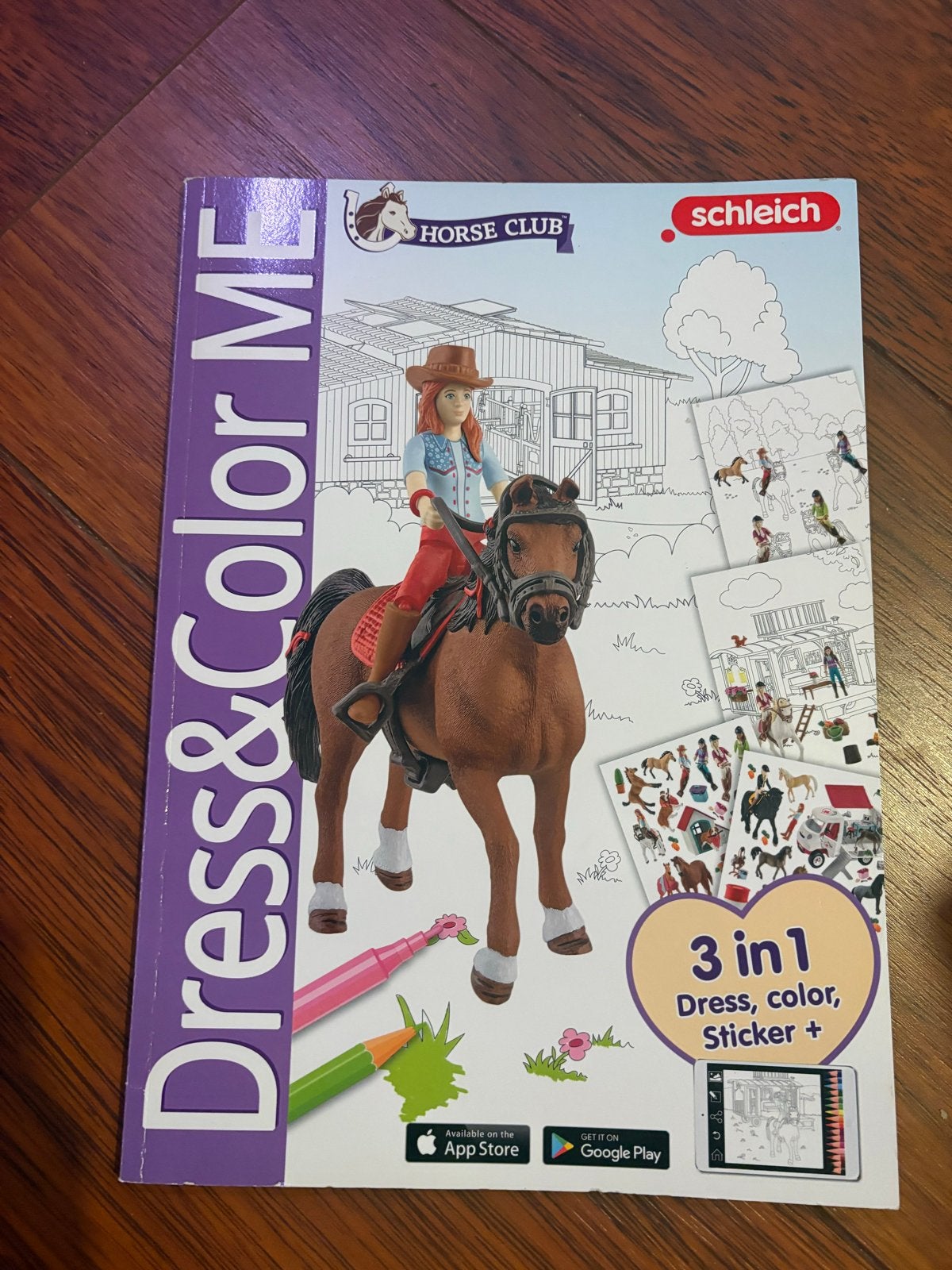 Schleich Horse Club Dress & Color Me 3-in-1 boek, Ophalen of Verzenden, Zo goed als nieuw, Knutselen