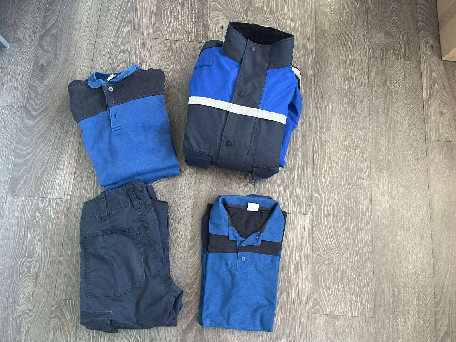 Kledingpakket HTV opleiding  (zonder logo), Ophalen of Verzenden, Gedragen, Maat 48/50 (M), Blauw