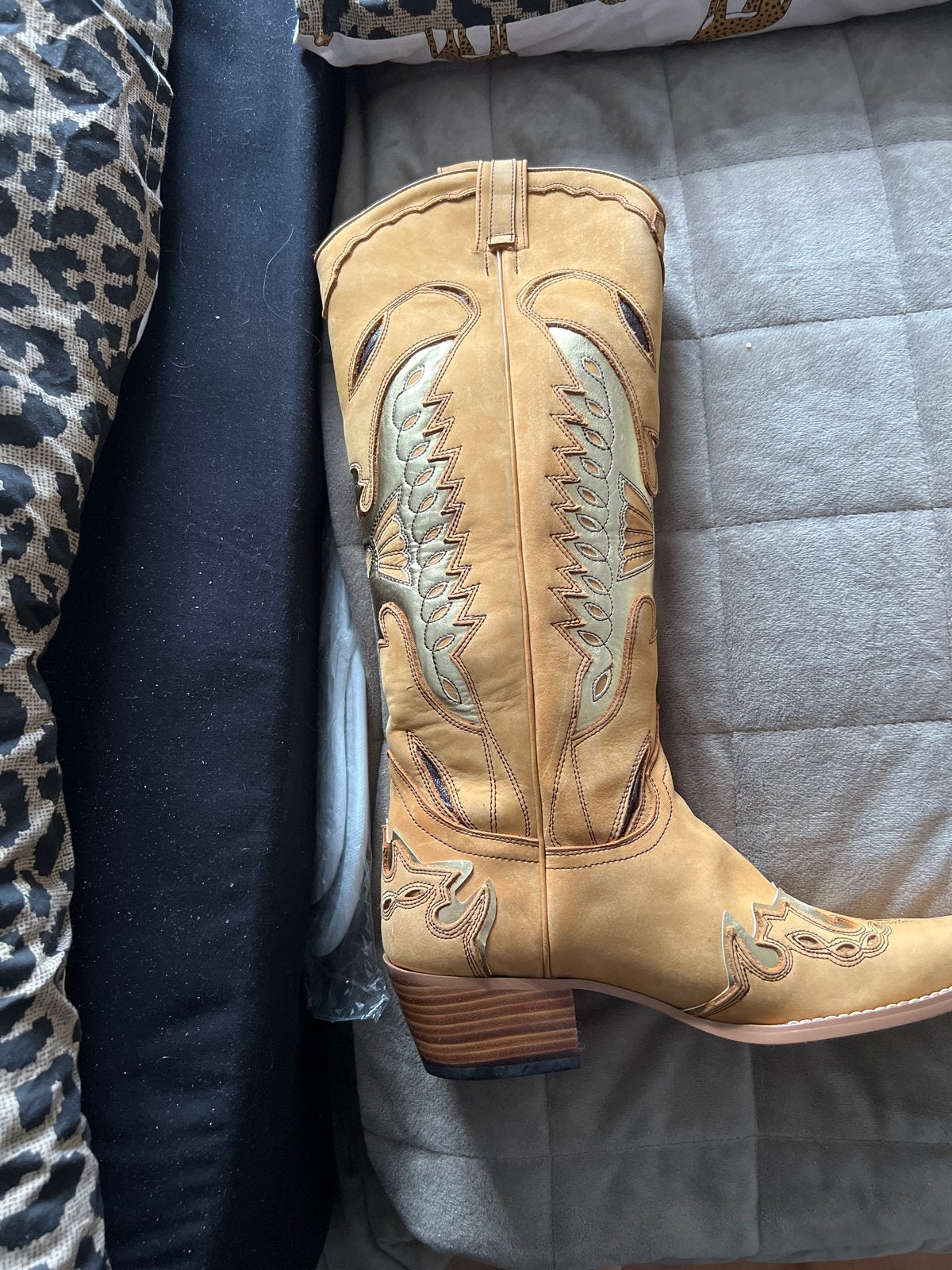 Nieuwe cowboylaarzen met gouden details, Ophalen of Verzenden, Nieuw, Bruin, Lage of Enkellaarzen