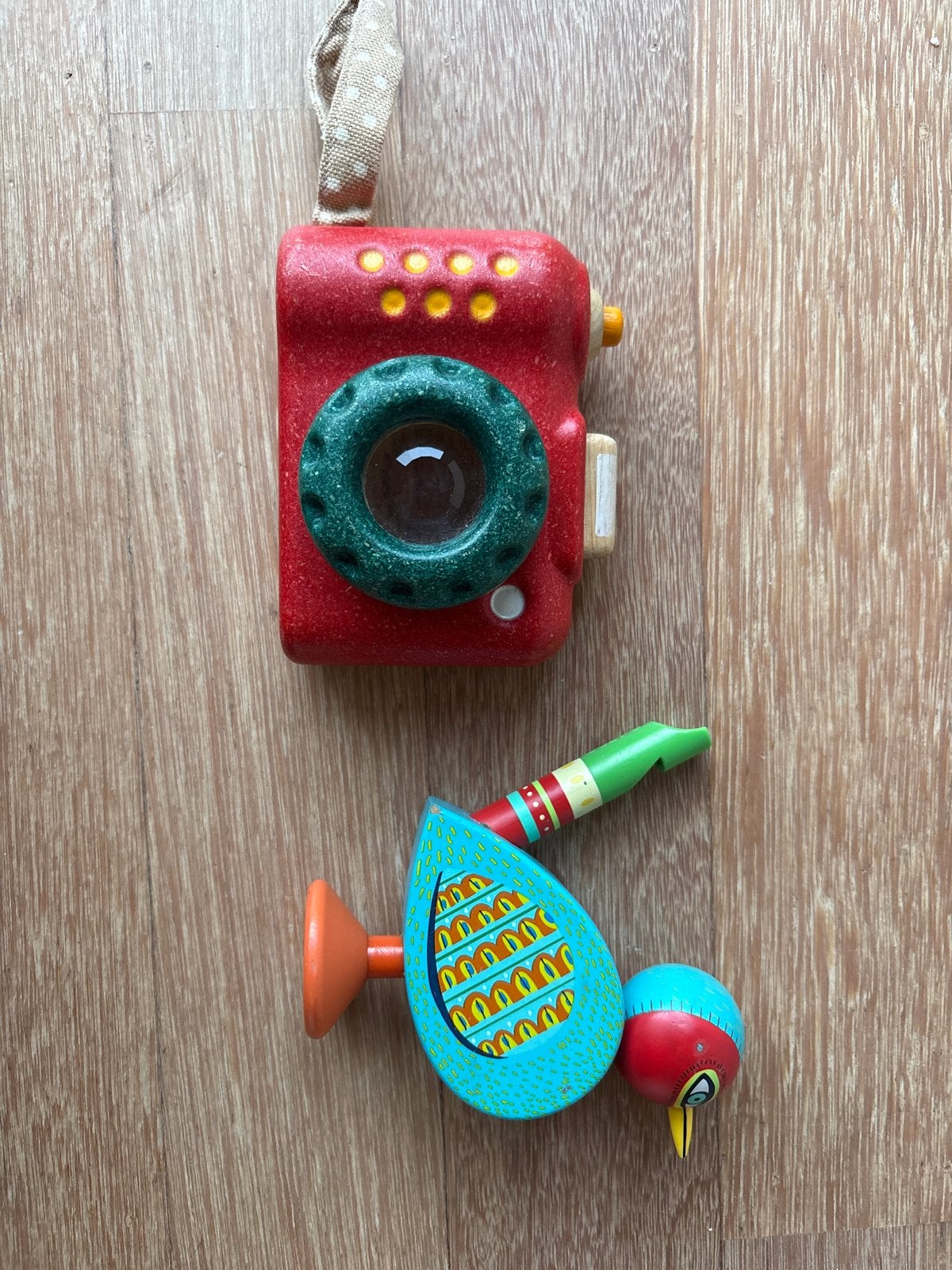 Houten speelgoed camera plantoys en vogel fluitje Djeco, Ophalen, Gebruikt, Jongen of Meisje