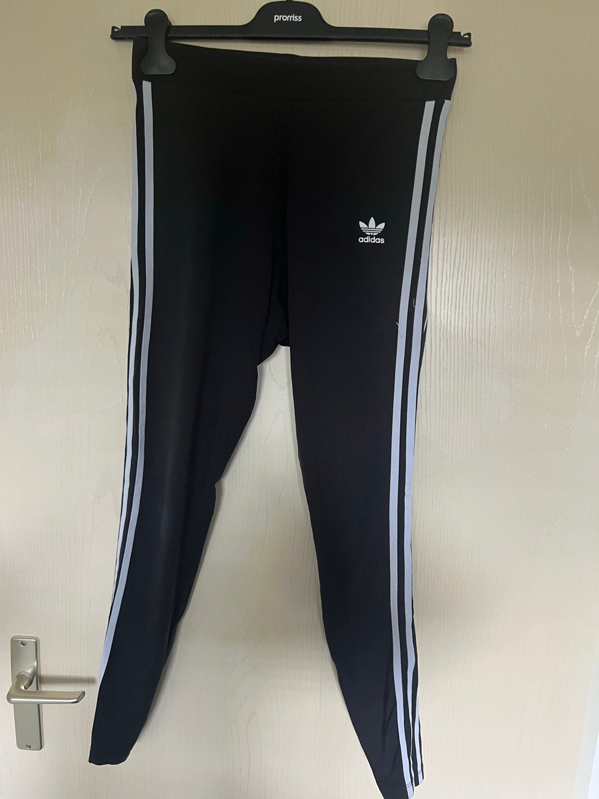 Adidas sportlegging met strepen - Maat 38/40 (M), Maat 38/40 (M), Zwart, Ophalen of Verzenden, Lang