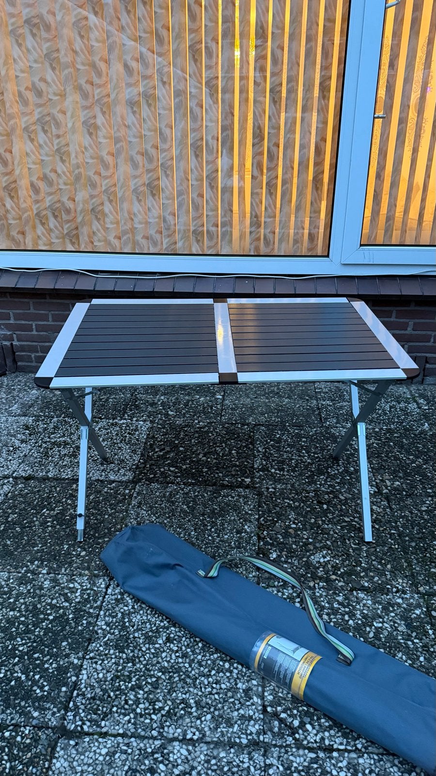 Opvouwbare campingtafel - Ideaal voor kamperen en buiten, Ophalen of Verzenden, Zo goed als nieuw, Campingtafel