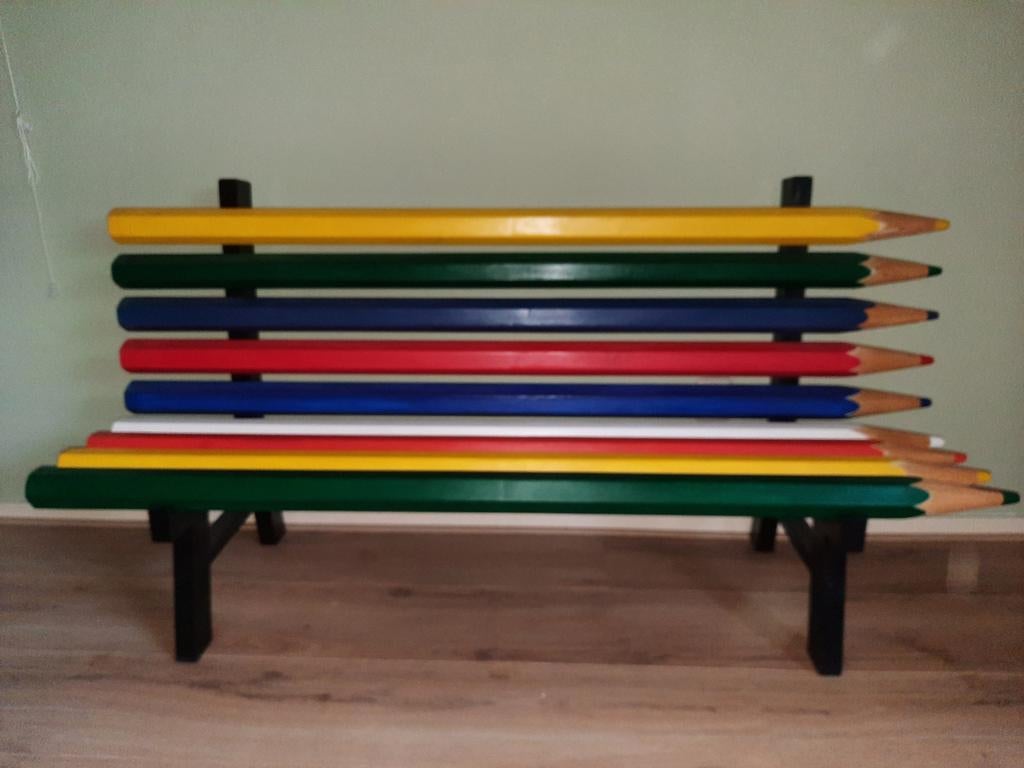 Kinder potloodbankje, Ophalen, Zo goed als nieuw, Overige typen