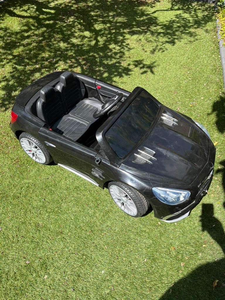 Elektrische kinderauto Mercedes AMG, Kinderen en Baby's, Ophalen, Gebruikt