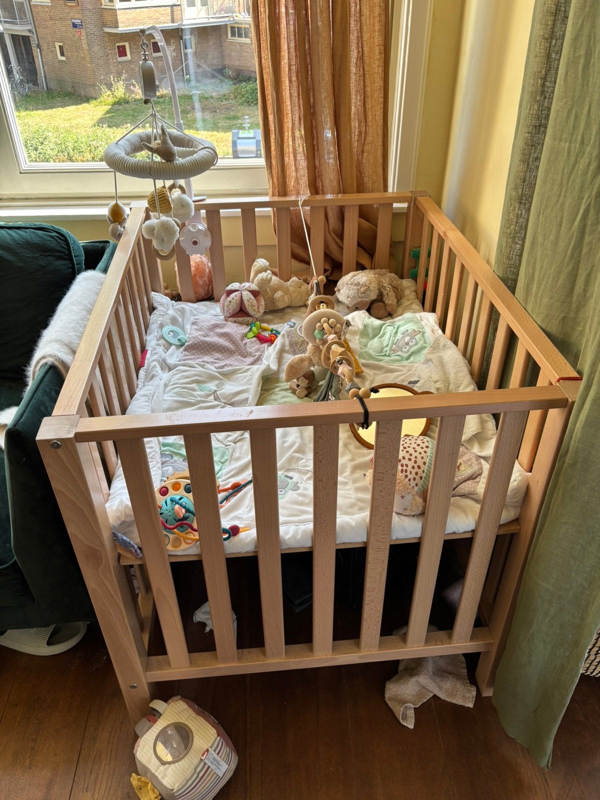 Houten box kind 101.5 L x 81.5 B x 81 H, Kinderen en Baby's, Boxen, Ophalen, Zo goed als nieuw