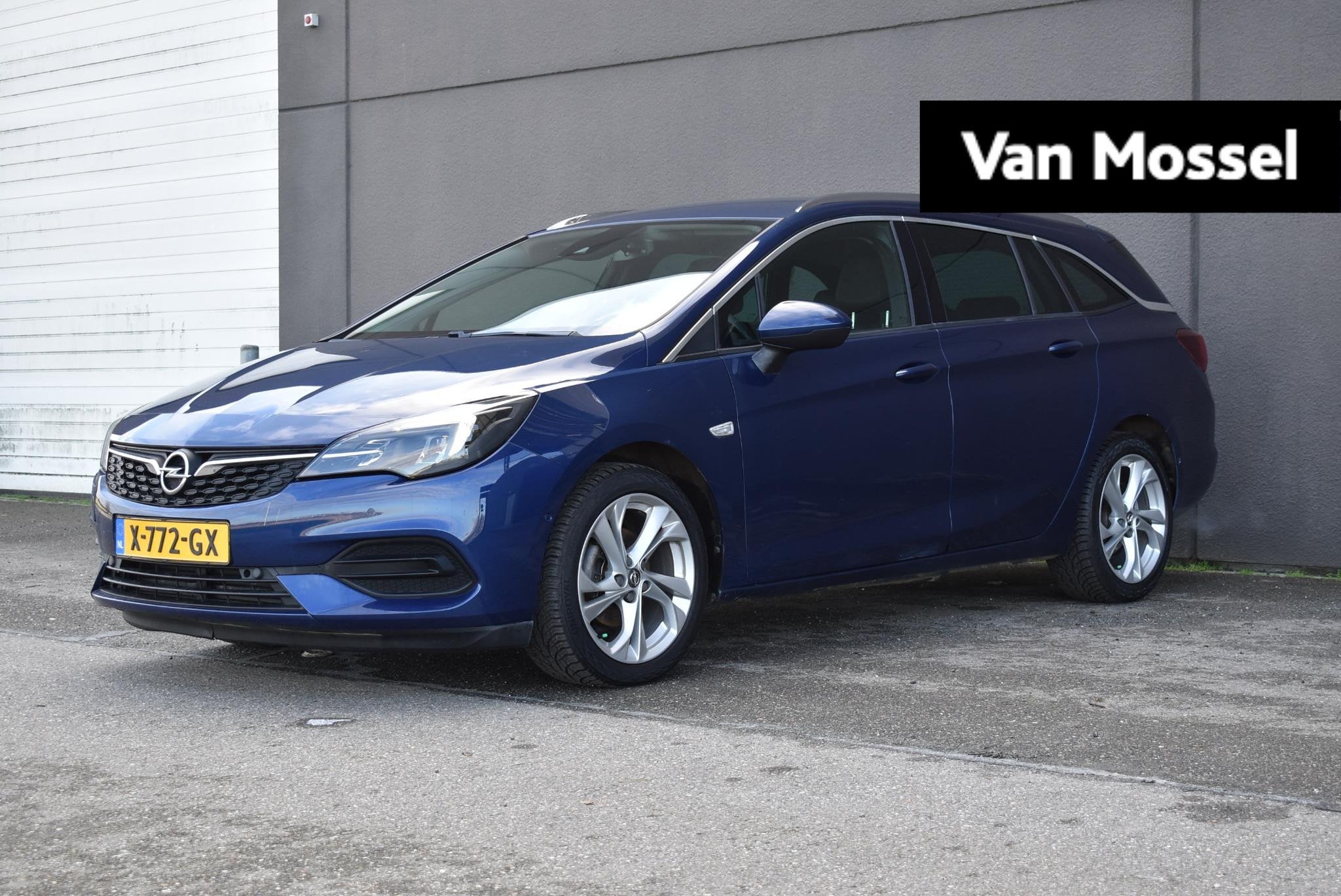 Opel Astra Sports Tourer 1.2 Blitz Elegance | Apple Carplay/, Auto's, Opel, Voorwielaandrijving, Stof, Gebruikt, Euro 6