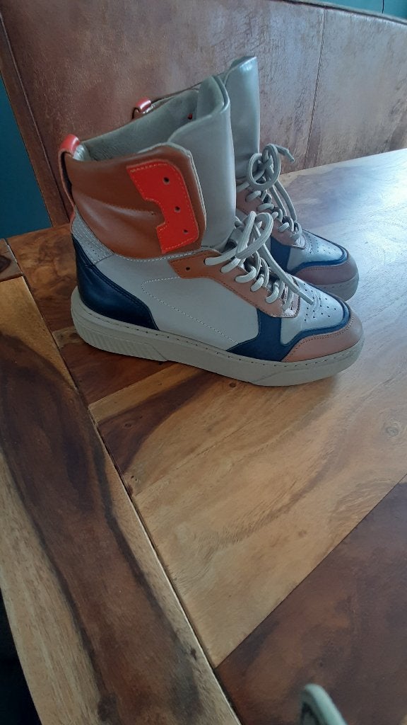 summum sneakers maat 40 echt leer €9,95, Kleding | Dames, Ophalen, Summum Woman, Overige kleuren, Sneakers of Gympen