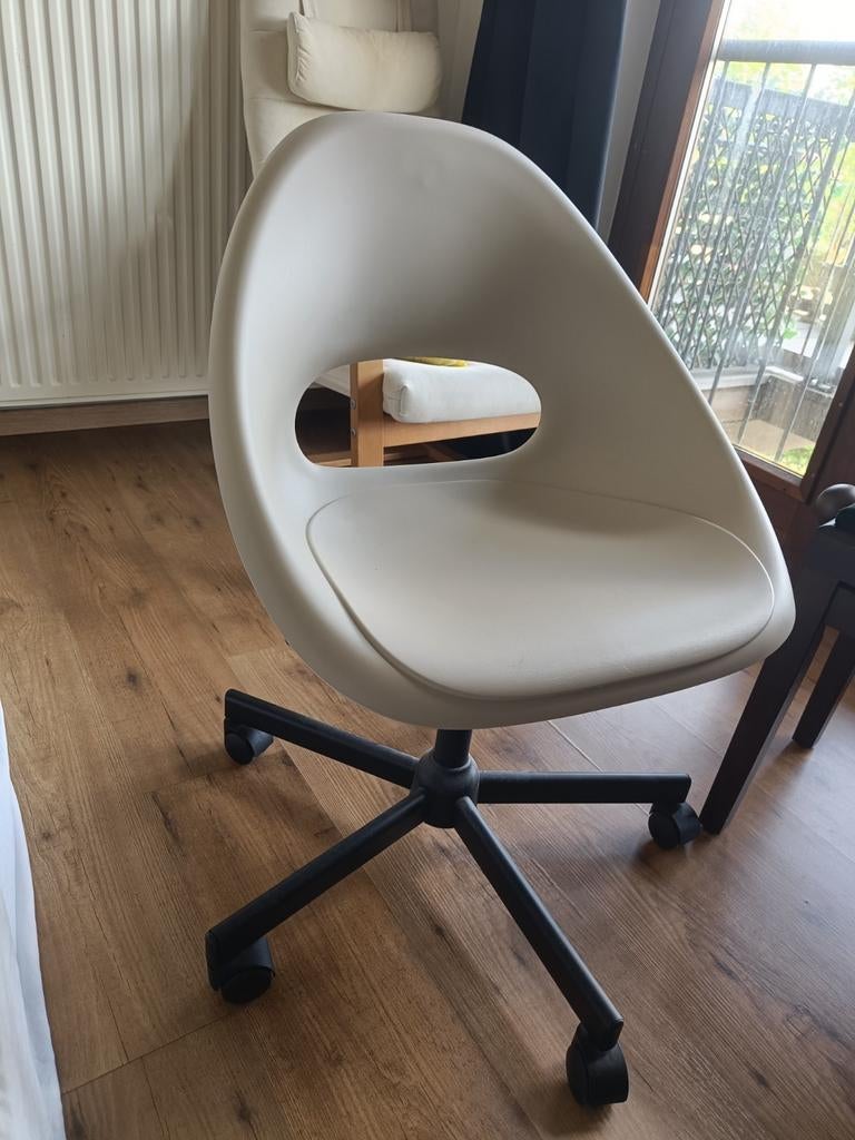 IKEA Loberget stoel, Huis en Inrichting, Bureaustoelen, Ophalen, Zwart