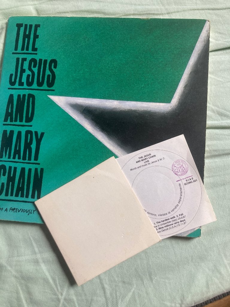 Cd met boek, Ophalen of Verzenden, Zo goed als nieuw
