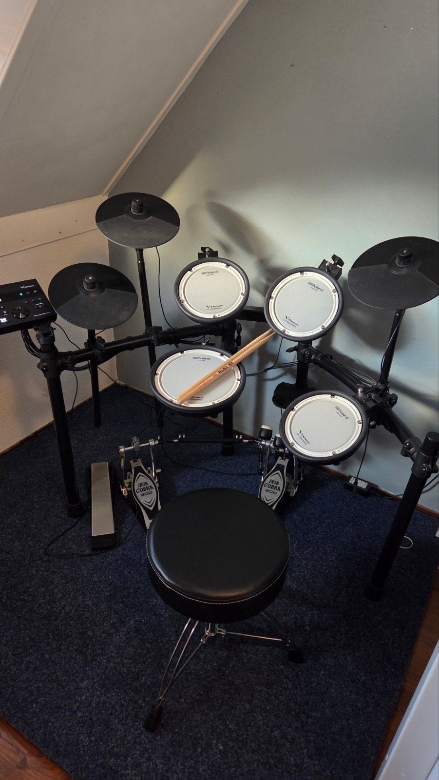 Roland Roland TD-07DMK  Elektronisch Drumstel met Tama kruk, Muziek en Instrumenten, Drumstellen en Slagwerk, Ophalen, Zo goed als nieuw