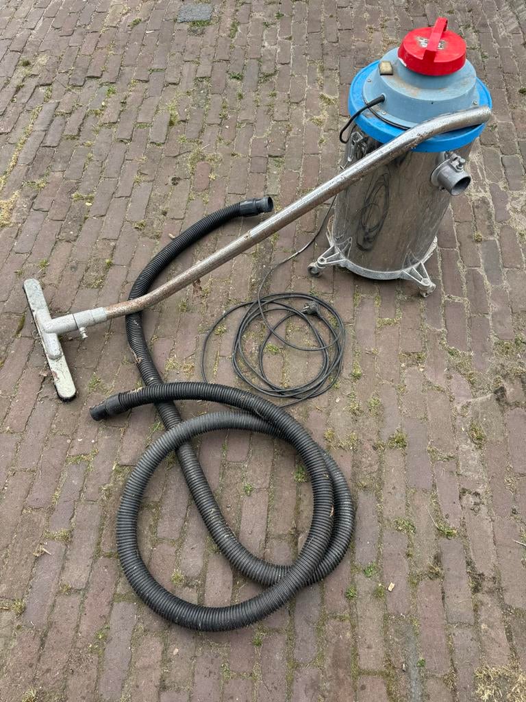 Industriële nat- en droogstofzuiger - Krachtig en Robuust, Witgoed en Apparatuur, Stofzuigers, Gebruikt, Ophalen of Verzenden