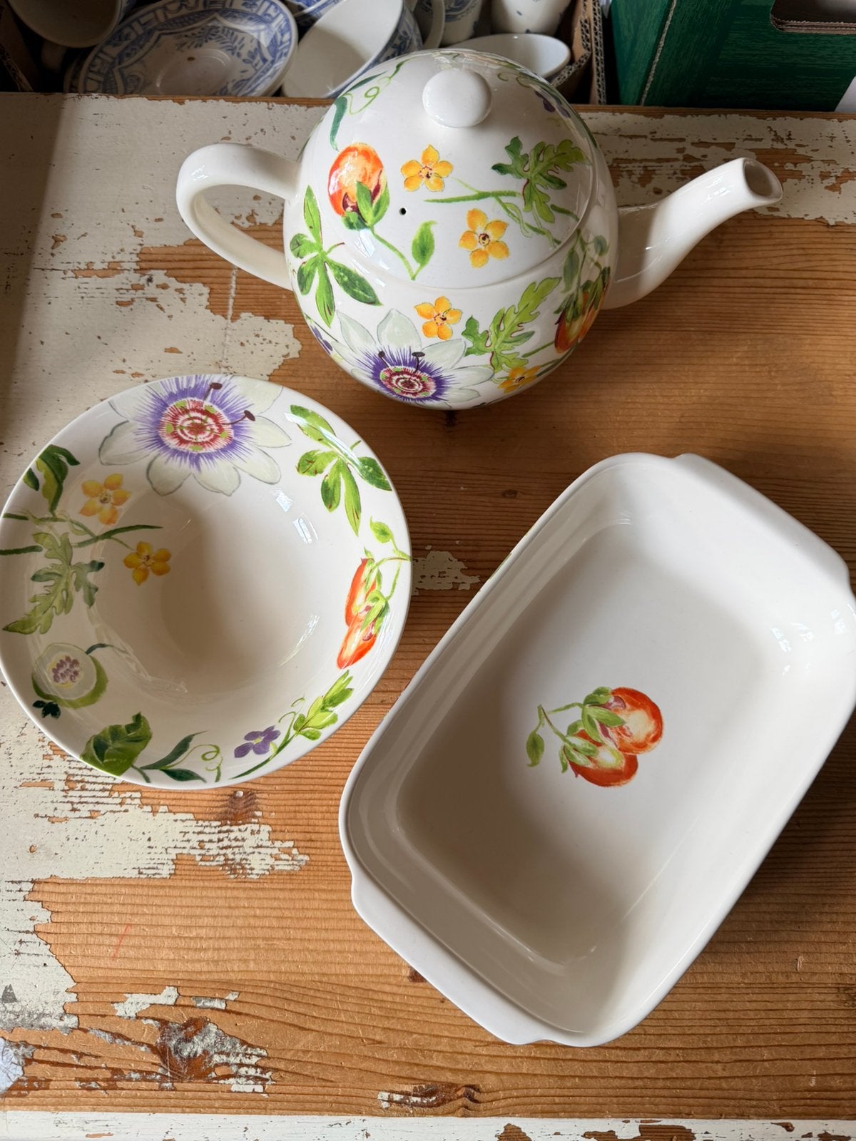 Gien PASSIFLORE, Huis en Inrichting, Keuken | Servies, Ophalen of Verzenden, Porselein, Overige stijlen, Schaal of Schalen