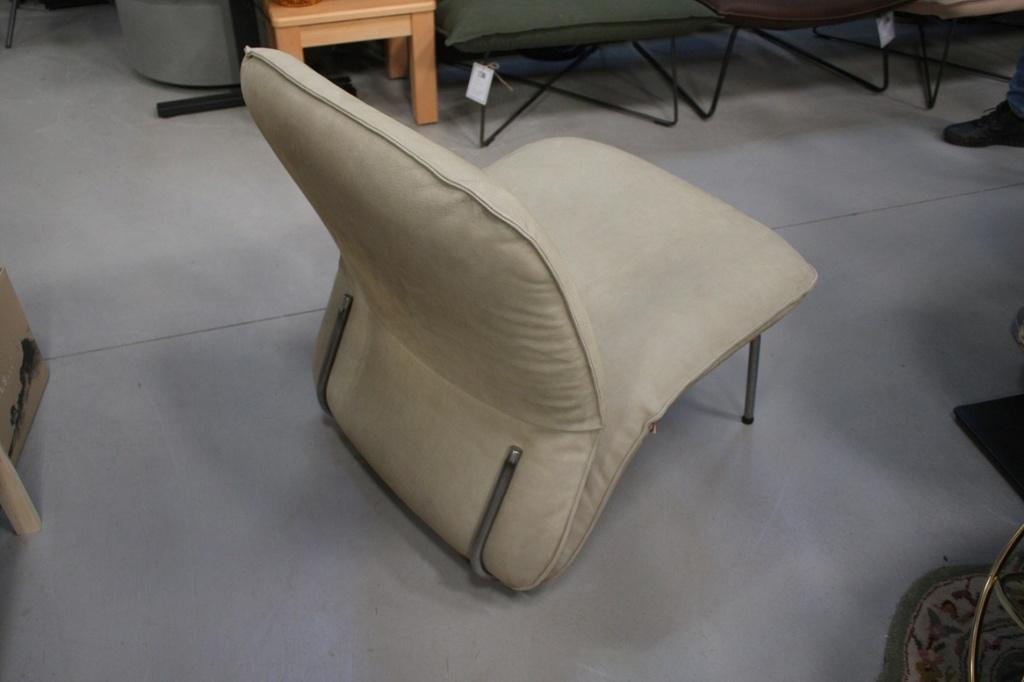 Prachtige luxe fauteuil CLIP Jess design echt leer naturel, Huis en Inrichting, Fauteuils, Ophalen, 75 tot 100 cm, Zo goed als nieuw