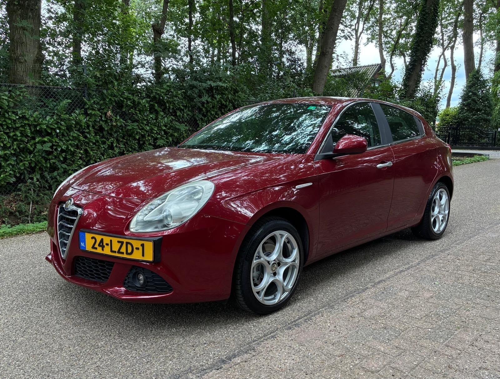 Alfa Romeo Giulietta 1.4 Turbo 2010, Auto's, Voorwielaandrijving, Stof, Zwart, 4 cilinders