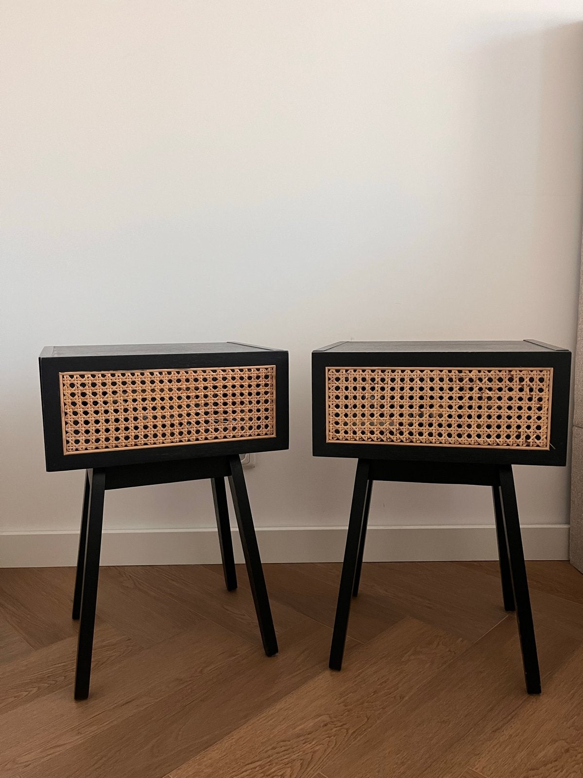 H&M Home rotan zwart nachtkastjes (2 stuks), Huis en Inrichting, Slaapkamer | Nachtkastjes, Ophalen, Overige materialen, Gebruikt