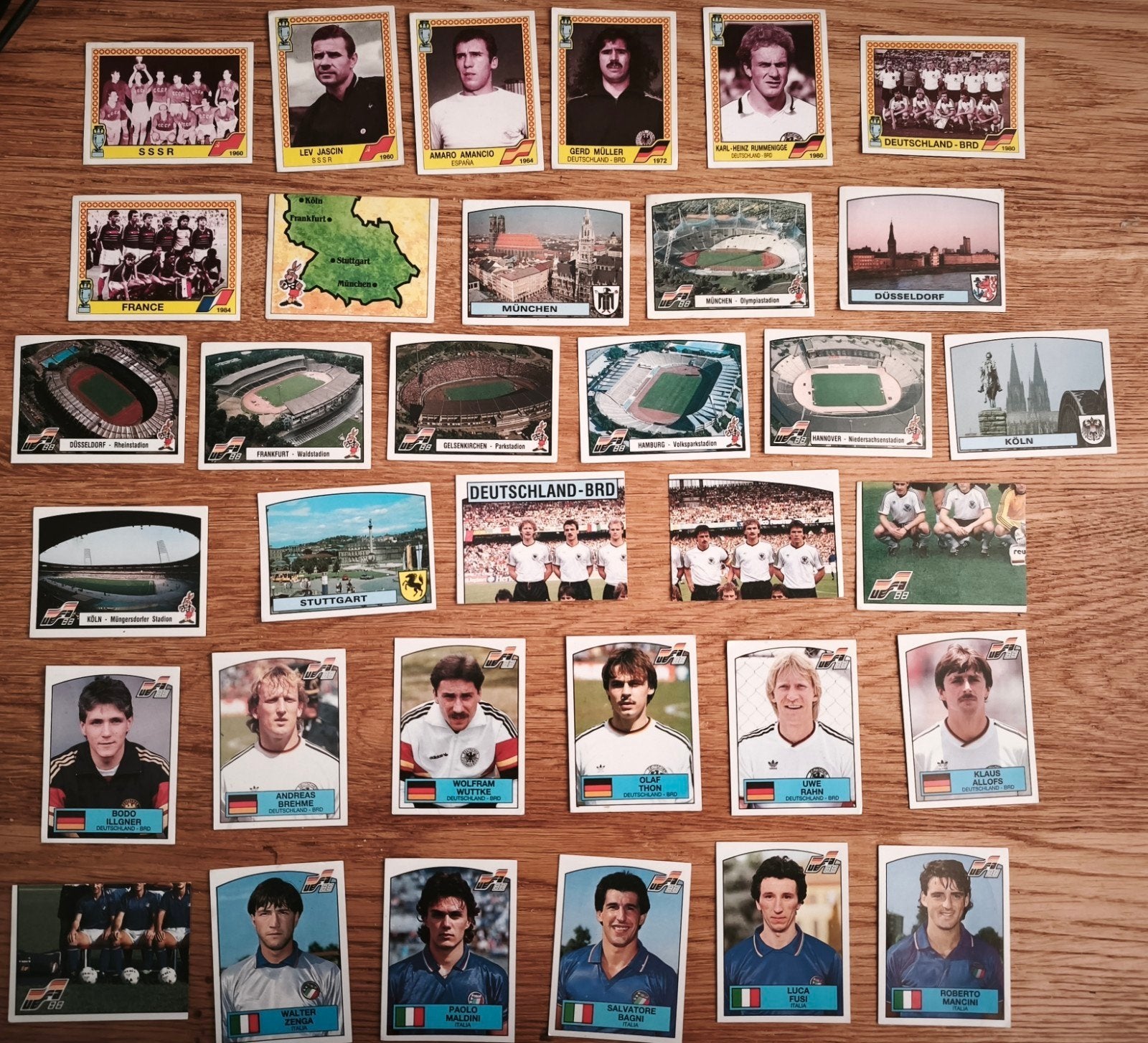 90 Panini Euro 88 Voetbalplaatjes - Grote Collectie (3fotos), Verzenden, Buitenlandse clubs, Poster, Plaatje of Sticker